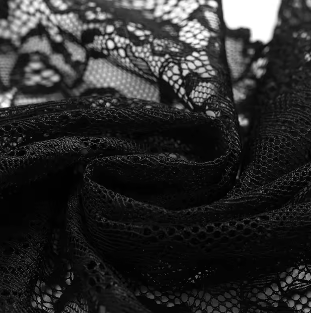 Lace Breeze – piżama z koronką i szortami